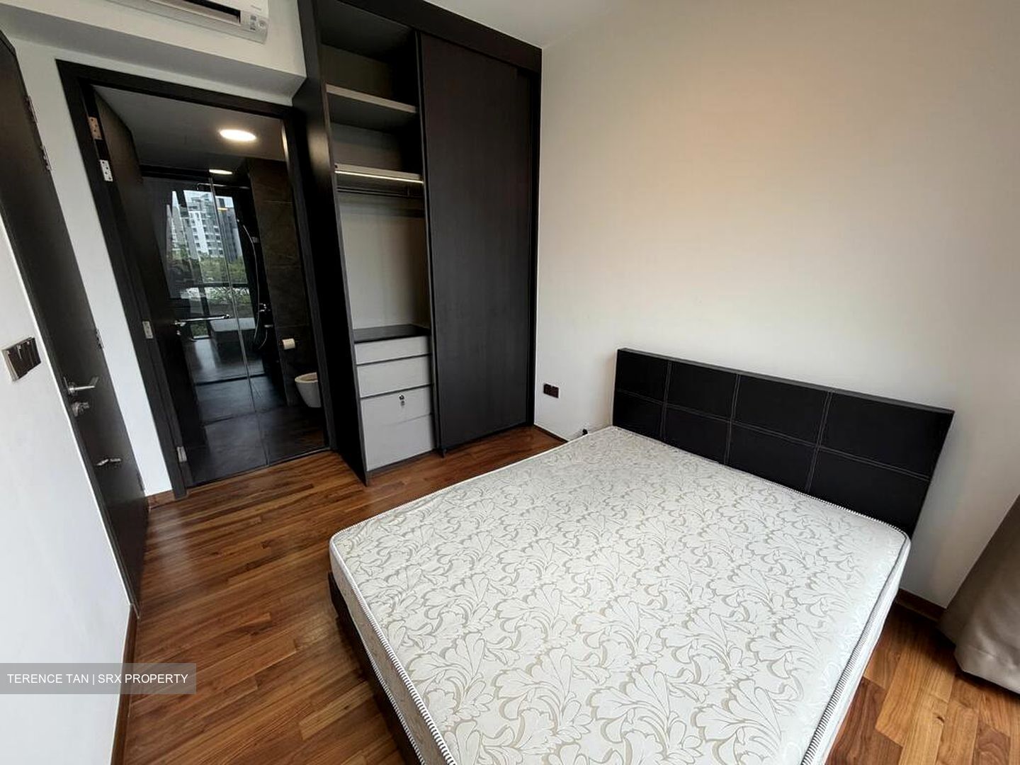 Hyll On Holland (D10), Condominium #517020741